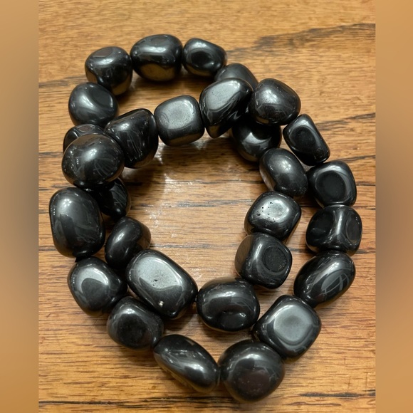 5 bracelets- all stretchy - see descriptions below - Picture 4 of 8